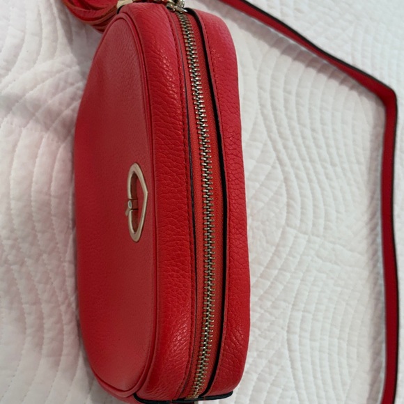 Kate Spade Kourtney Camera Crossbody Bag with Tassel - Picture 10 of 12